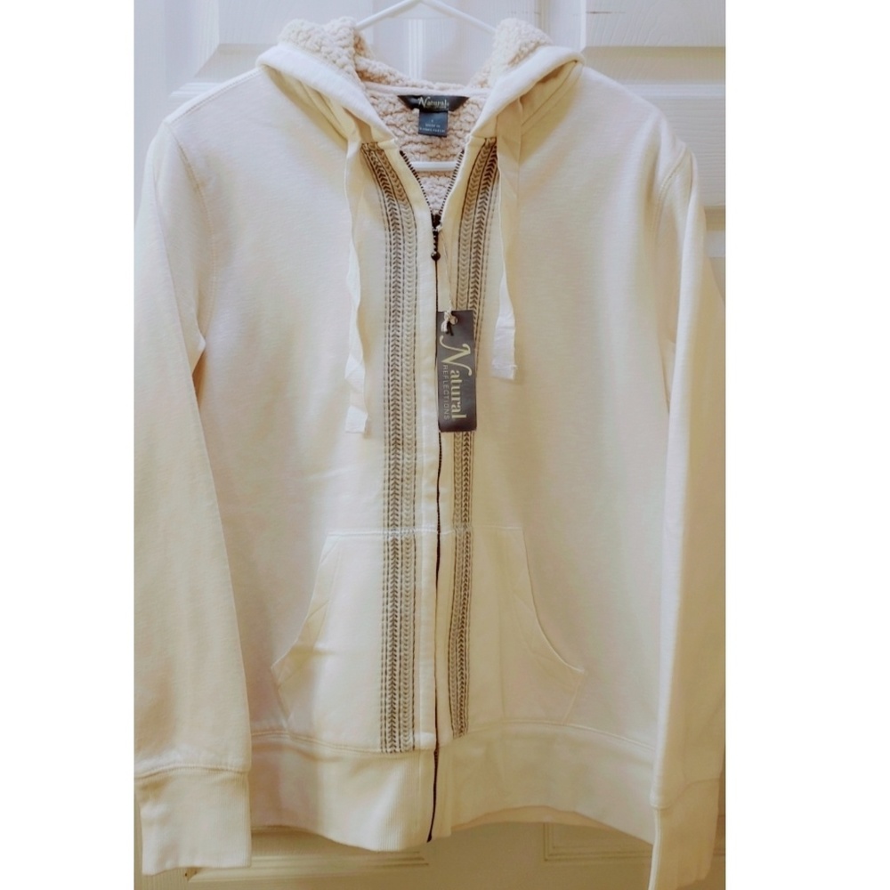 Natural Reflections Women's Large Sweatshirt